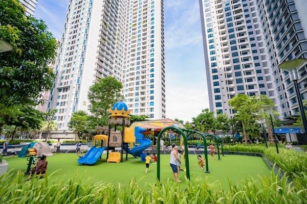 Tổng quan khu đô thị Goldmark City với nhiều tòa căn hộ và tiện ích xanh